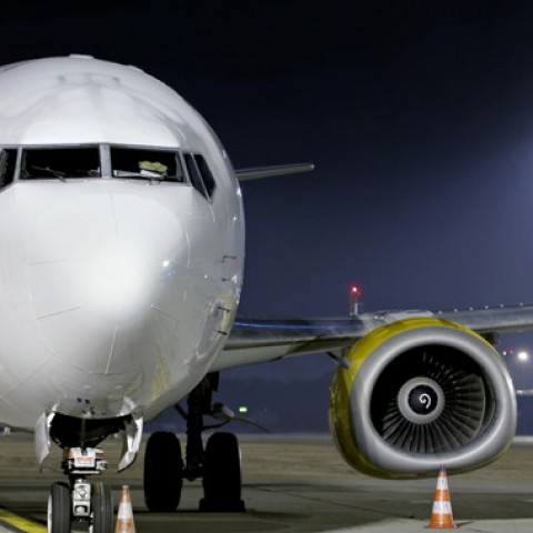 CONTROL SYSTEM OF AIRPORT APRON LIGHTNING